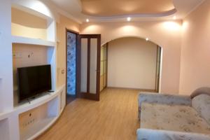 квартира за адресою Автозаводська вул., 25