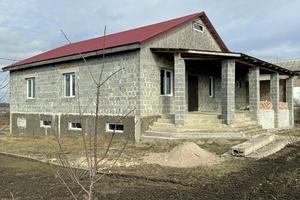 будинок за адресою вишнева, 4