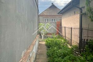 будинок за адресою Кравченко, 8