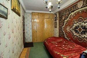 квартира за адресою Космонавтів вул., 6