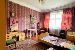квартира за адресою Паркова, 8