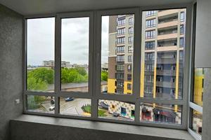 квартира за адресою Домбровського вул., 3в