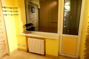 комерційна за адресою 200-річчя Кривого Рогу просп., 9