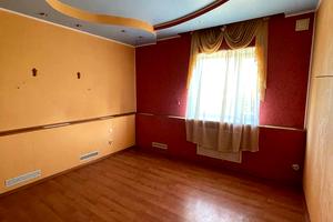 будинок за адресою Зміїв, Квітковий, 4