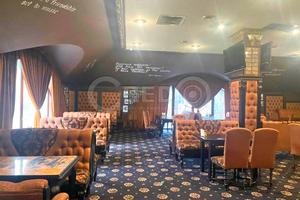 комерційна за адресою Соборності, 35а