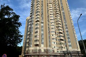 комерційна за адресою Ризька вул., 73-Г