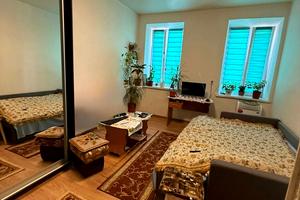 квартира за адресою Запорізька вул., 18