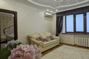 квартира за адресою Тополина вул., 26