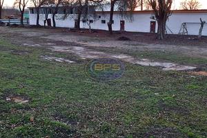 комерційна за адресою Паркова вул., 32