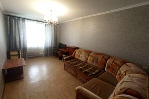 квартира за адресою Нескорених вул. (Героїв Праці), 4