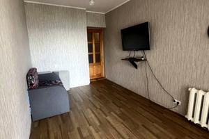 квартира за адресою Наддніпрянський просп. (50 років СРСР), 1А