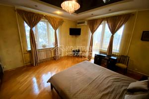 будинок за адресою Зелена, 9
