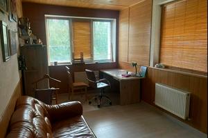 дом по адресу центральна