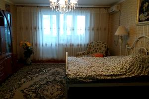 квартира за адресою Івана Фунтового вул., 18
