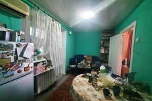 квартира за адресою Середньофонтанська вул., 32а