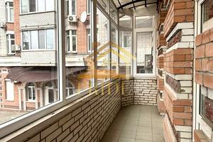 комерційна за адресою Степана Руданського вул., 4-6