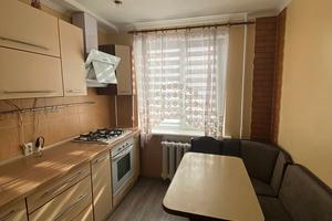квартира за адресою Андрія Первозванного вул. (Стахурського), 2а
