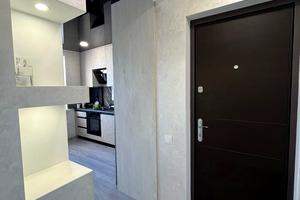 квартира за адресою Наддніпрянський просп. (50 років СРСР), 11