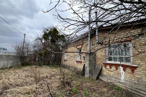 ділянка за адресою Комарова Столична, 75