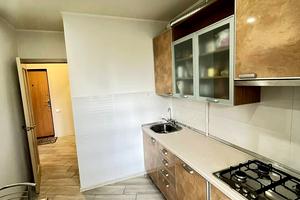 квартира за адресою Метробудівників вул., 15