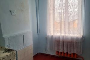 дом по адресу с. Шаровечка, Центральна