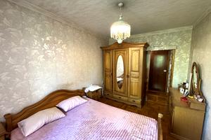 квартира за адресою Вахтанга Кікабідзе вул. (Булгакова), 7