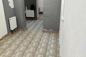 комерційна за адресою Владислава Бувалкіна вул. (Бочарова Генерала), 44