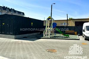 комерційна за адресою Капушанська вул., 170