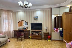 квартира за адресою Педагогічна вул., 27