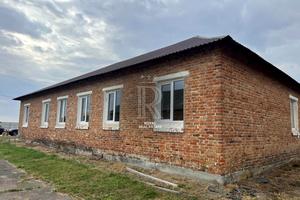 комерційна за адресою Підгірний, 20