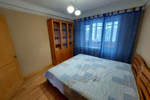 квартира за адресою Академіка Вернадського бульв., 75