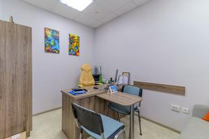 комерційна за адресою Якова Гніздовського вул. (Магнітогорська), 1