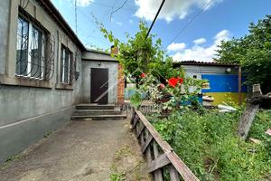 будинок за адресою вул. Мальвова