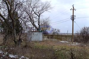 комерційна за адресою Центральна, 1