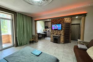 квартира за адресою Соборності вул. (Косіора), 22