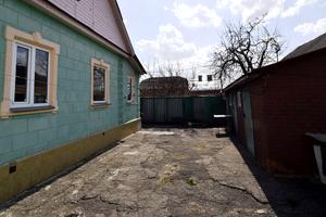 дом по адресу Космічна ул.