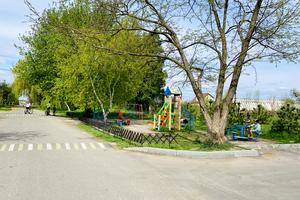 участок по адресу Академика Королёва ул.