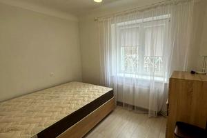квартира за адресою смт. Пісочин, Клубна вул., 5А