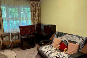 квартира за адресою Космонавтів просп., 17