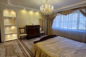 будинок за адресою Драгоманова вул., 76