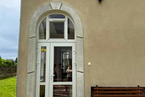 будинок за адресою с. Черніїв, коновальця, 4