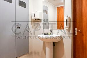 комерційна за адресою Тараса Шевченка бульв., 33