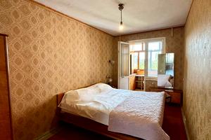 квартира за адресою Айвазовського вул., 4