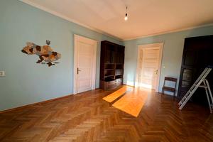квартира за адресою Шпитальна вул., 9