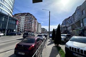 комерційна за адресою Південний бульв., 20А