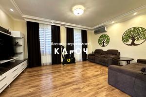 будинок за адресою Курінний пров.