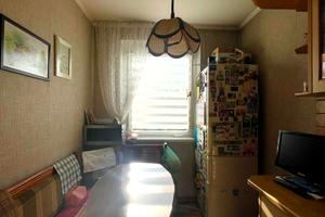 квартира за адресою Тролейбусна вул., 8