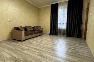 квартира за адресою Богдана Хмельницького вул., 52