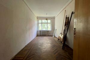 коммерческая по адресу вул. Центральна, 303