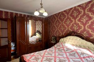 квартира за адресою Гната Хоткевича вул., 75А